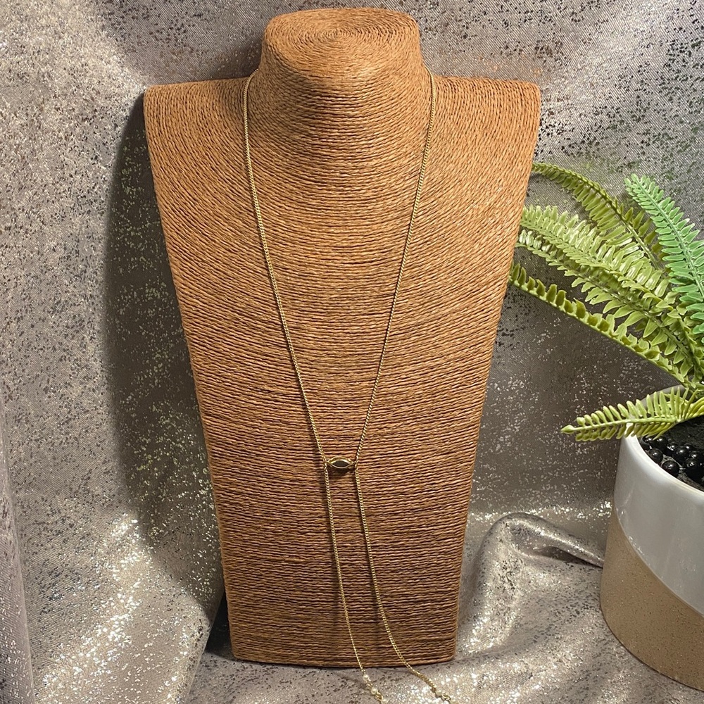 Elegant Gold Necklace